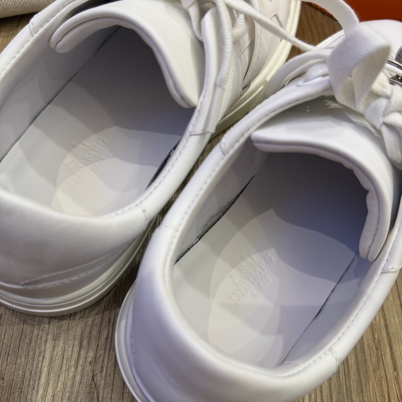 HERMÈS Kelly 銀釦小白鞋-4