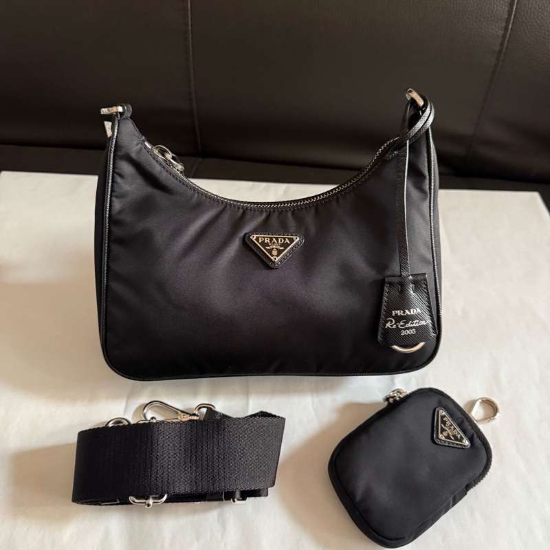 prada 普拉達黑色hobo三合一斜挎包 降落傘材質超輕便好用-0