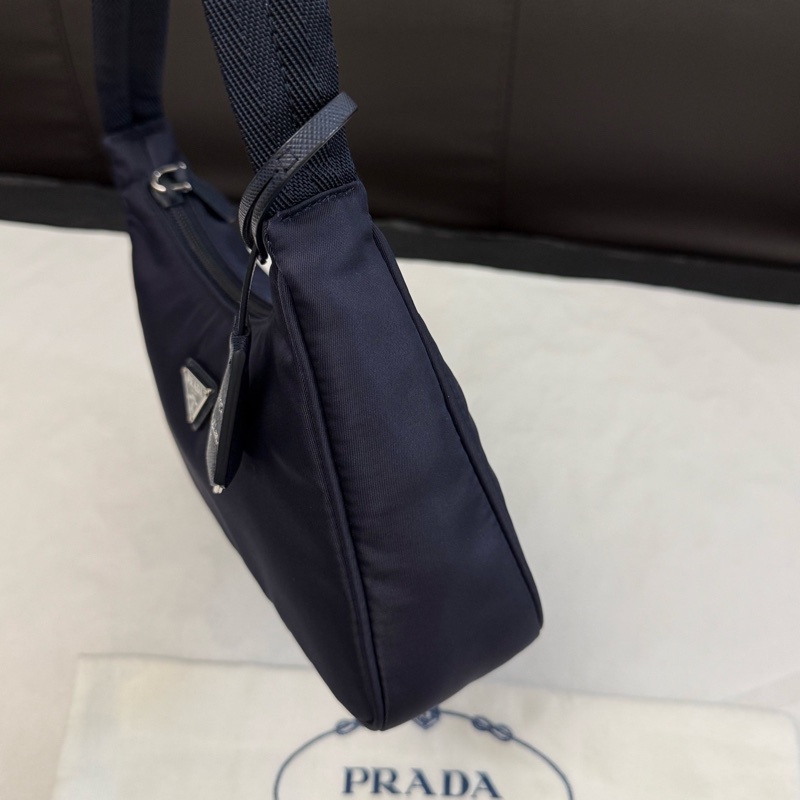 99新 Prada 普拉達深藍hobo腋下包有塵袋-3