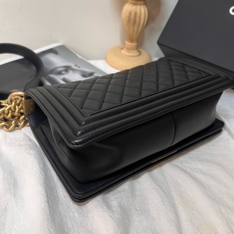 ෆ Chanel Boy25黑金-5