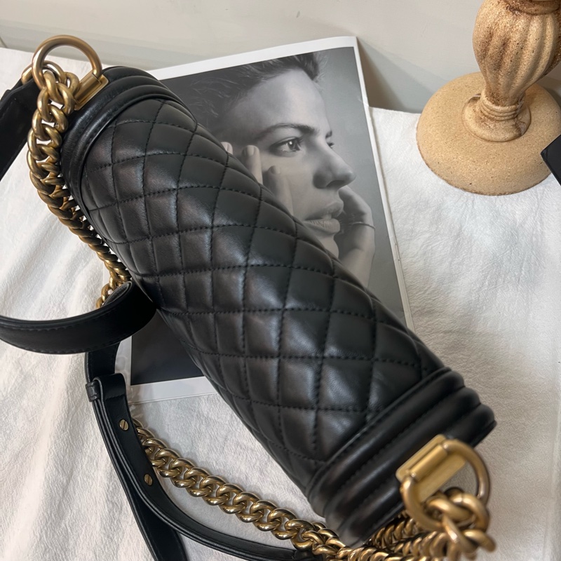 ෆ Chanel Boy25黑金-7