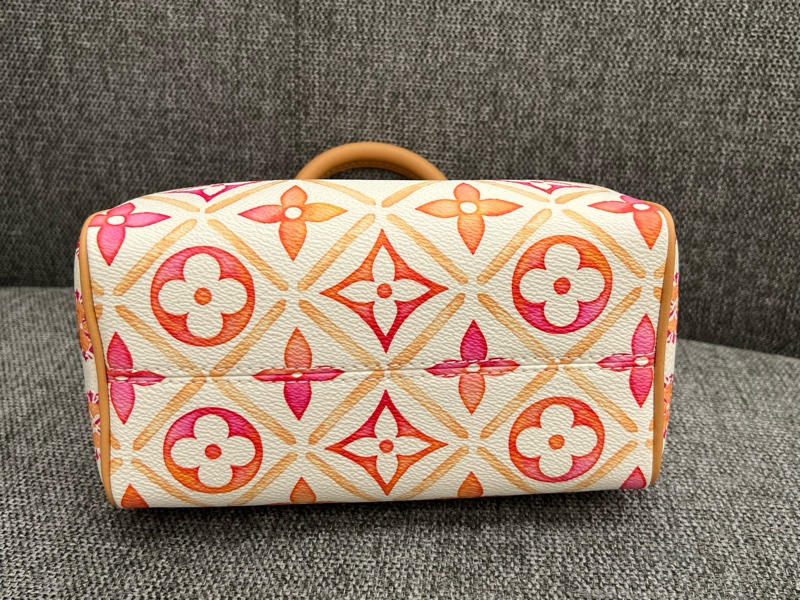 ❗️有上身照片 Louis Vuitton by the pool 24SS度假系列 Speedy 20-5