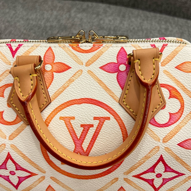 ❗️有上身照片 Louis Vuitton by the pool 24SS度假系列 Speedy 20-15