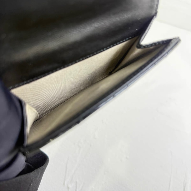 Chanel黑色漆皮菱格紋短款錢包-11