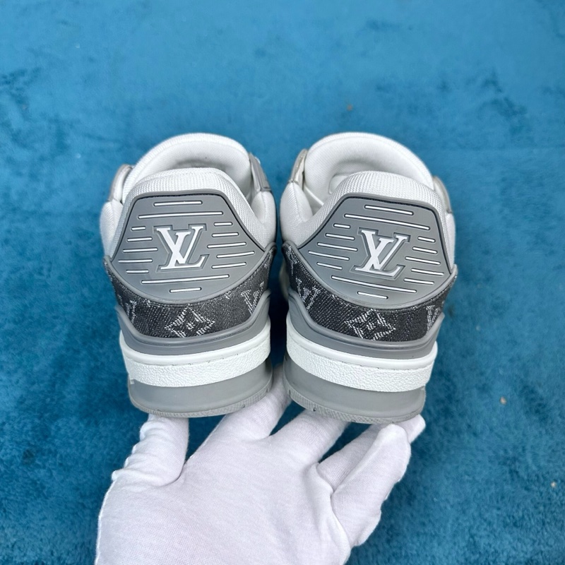 LV路易威登trainer 牛皮革低幫板鞋 灰白色39碼-3