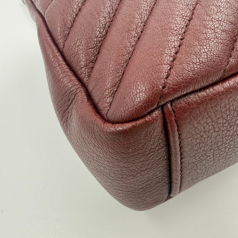 Saint Laurent - 勃艮第紅牛皮V形紋學院包╻中號-8