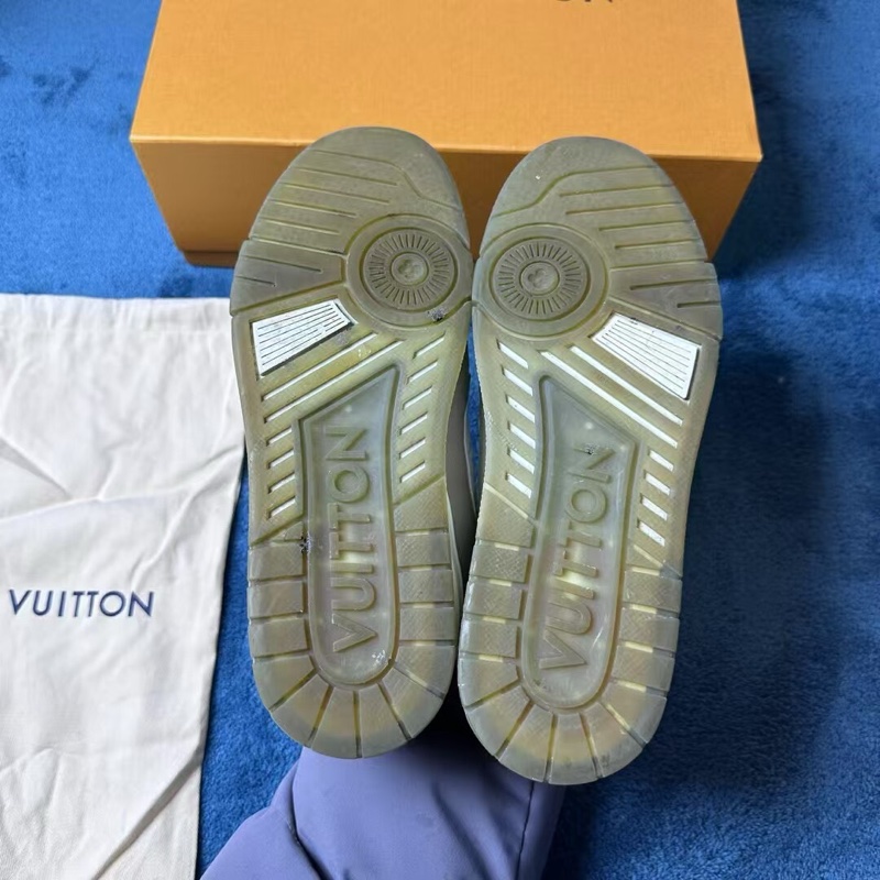 Louis Vuitton路易威登trainer 灰白 尺碼:40.5-4