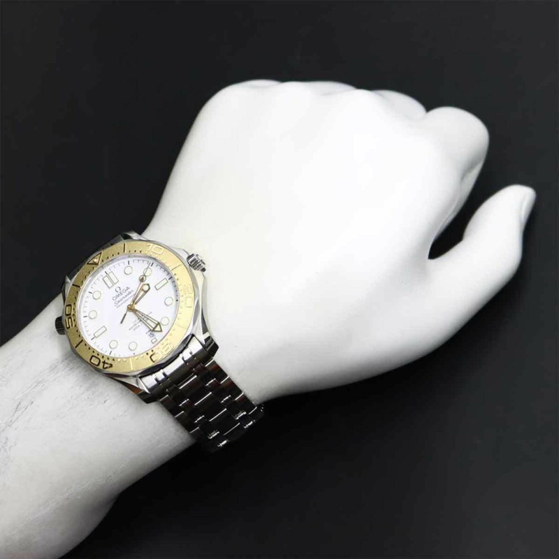 歐米茄海馬系列300公尺潛水錶，巴黎2024雙色款，型號522 21 42 20 04 001，男士腕錶，附日期顯示，白色錶盤，18K黃金錶殼，自動上鍊-3