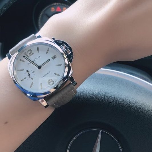 PANERAI  -白色LUMINOR DUE三明治錶盤自動機械錶 ╻42mm-0