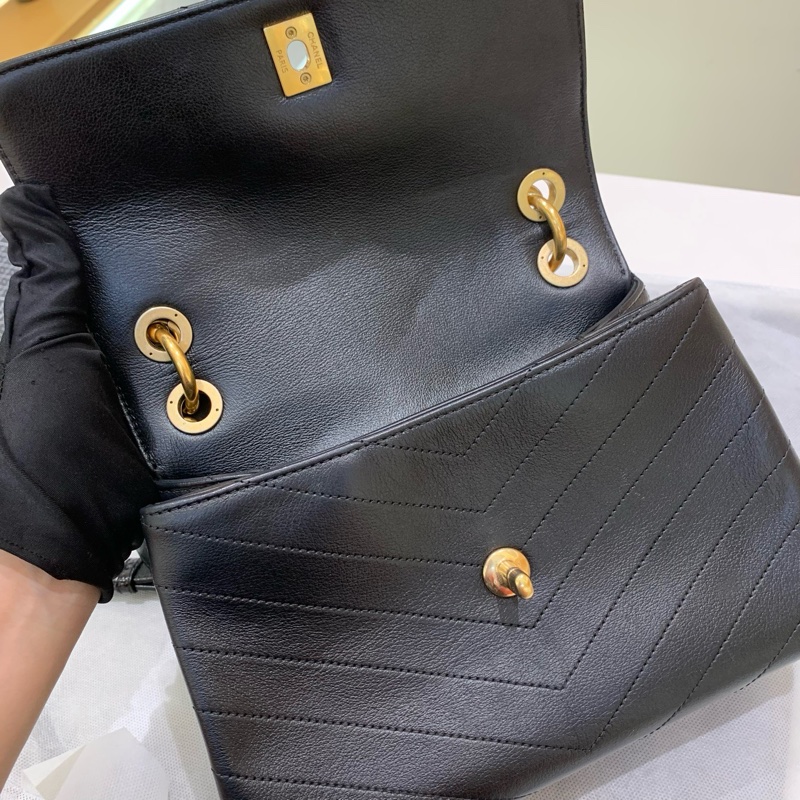 香奈兒/chanel 黑金V紋郵差 25開 裸包-9