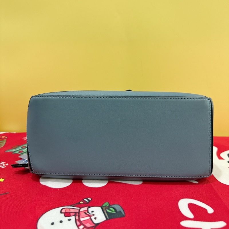 loewe 羅意威 puzzle 小號 霧霾藍 白標logo 包型很好不塌-5