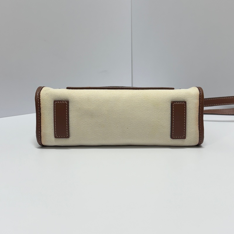 【配件滿|超可愛!】 Burberry Mini Tote 斜背包-15