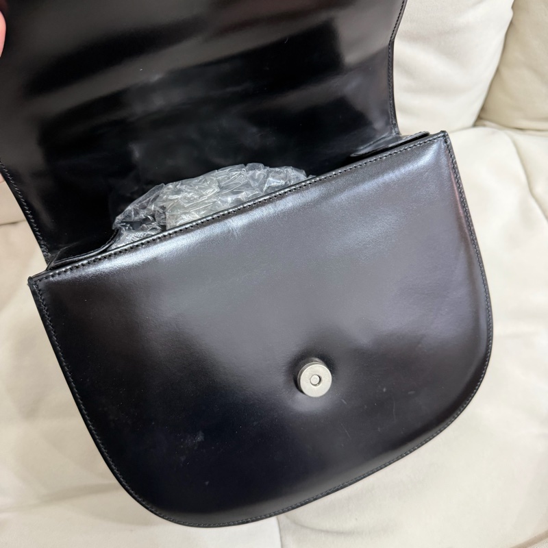 celine 黑色 搪瓷皮 銀色星球 外縫線 中古 Kelly-11