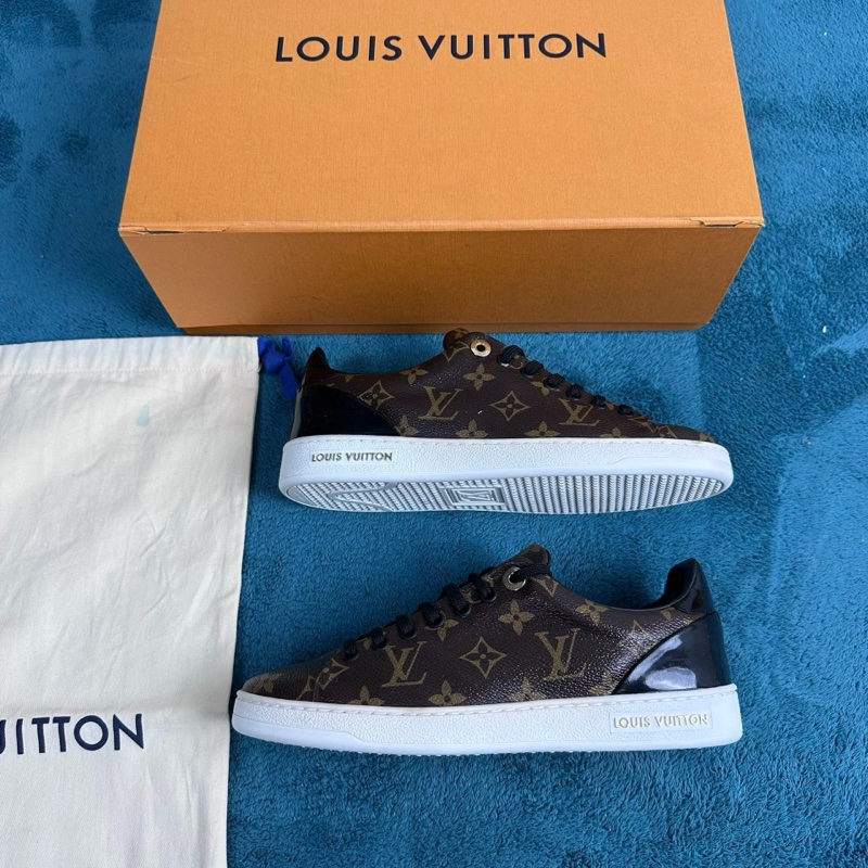 lv frontrow monogram 帆布漆面低幫板鞋老花色 37.5碼 99新閒置未使用-1