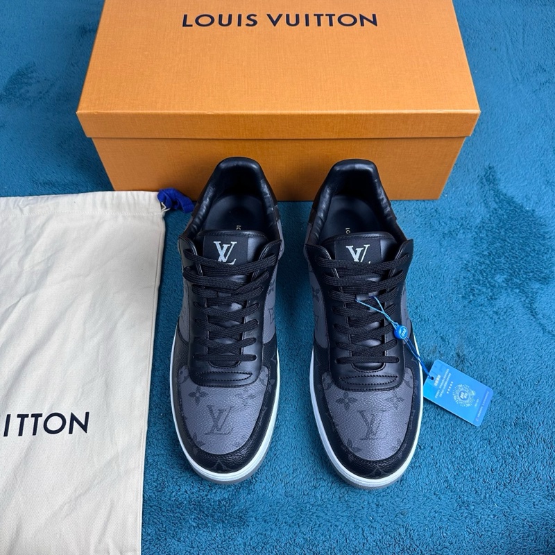 Louis Vuitton路易威登 rivoli 老花logo黑灰色 43碼閒置新-0