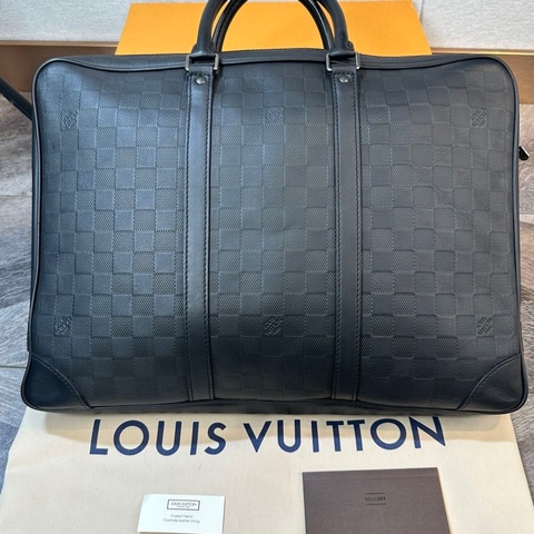 99新LV 路易威登 經典款全皮棋盤格 公文包 內有隔層 可以放電腦 日常商務都適合 型男必備
