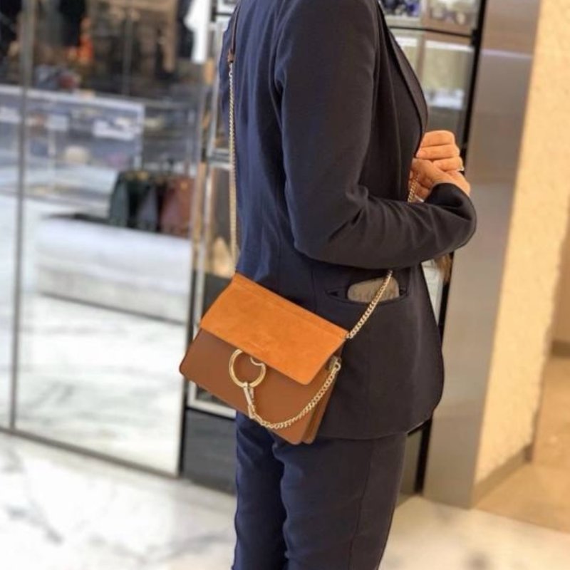 🎊新年特賣🧧Chloe 小款 Faye 麂皮小牛皮金鍊斜背包 焦糖色-1