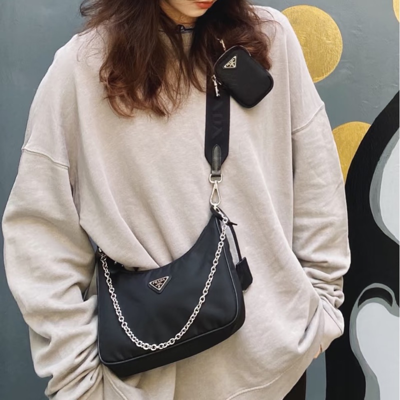 百搭實用款🕶️優惠折扣價❤️‍🔥Prada普拉達尼龍三合一鏈條包單肩斜挎包-1