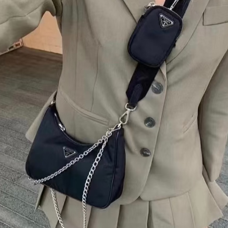百搭實用款🕶️優惠折扣價❤️‍🔥Prada普拉達尼龍三合一鏈條包單肩斜挎包-4