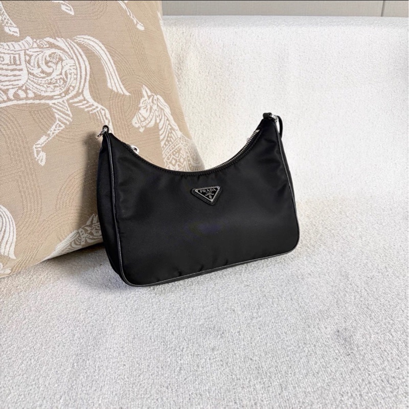 百搭實用款🕶️優惠折扣價❤️‍🔥Prada普拉達尼龍三合一鏈條包單肩斜挎包-17