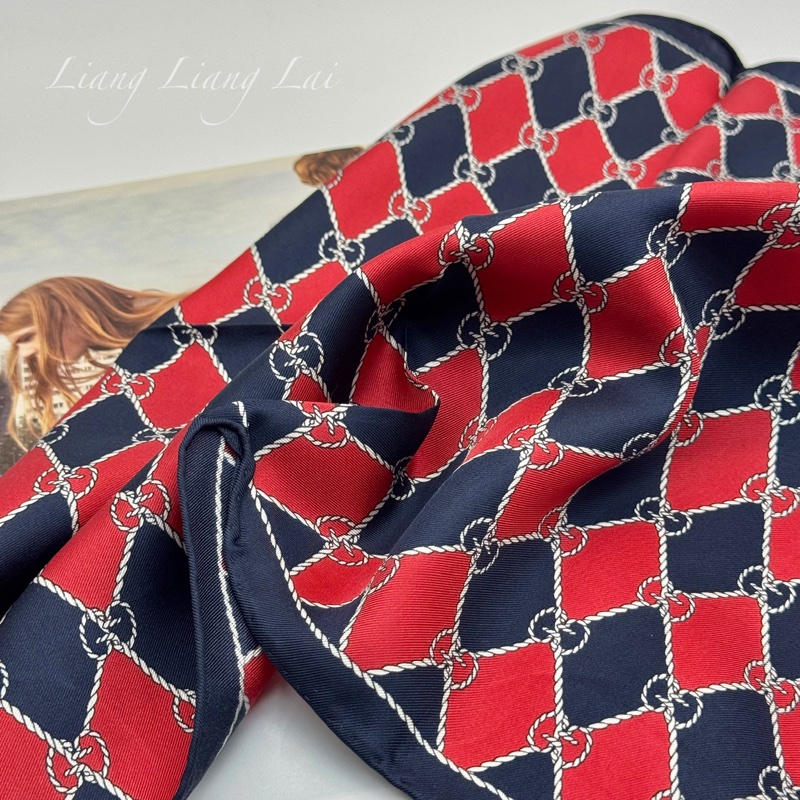 GUCCI 古馳 經典GG緹花繩結圖騰紅藍色絲巾｜方巾-2