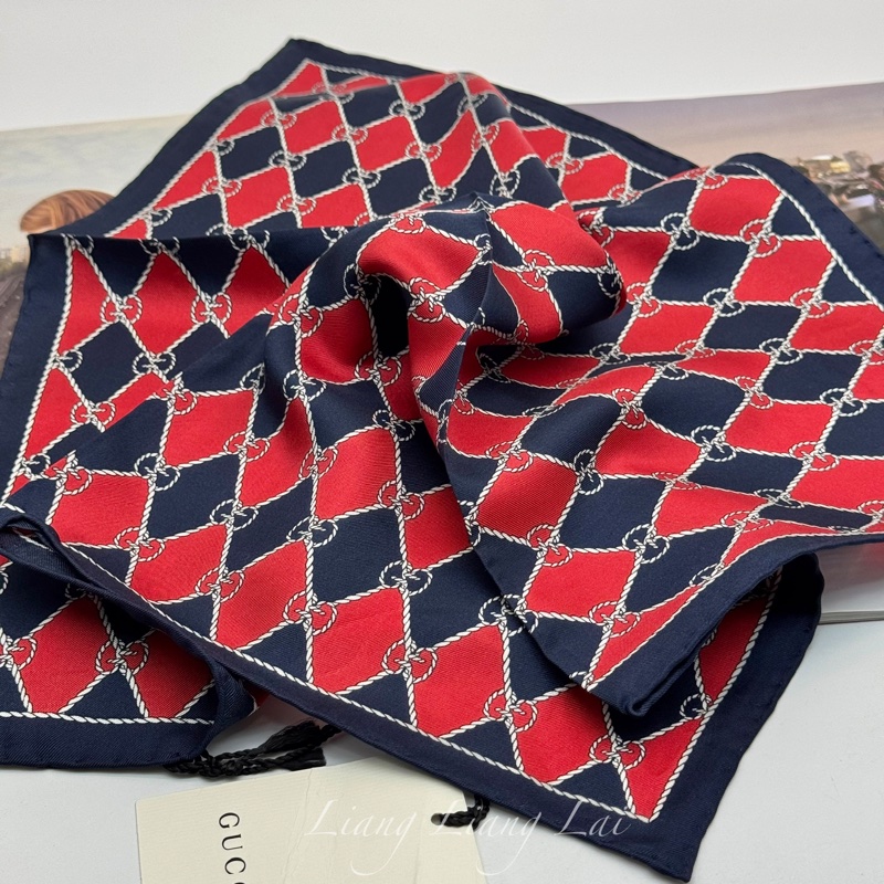 GUCCI 古馳 經典GG緹花繩結圖騰紅藍色絲巾｜方巾-4