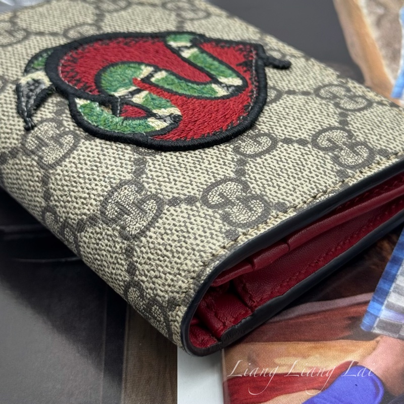 GUCCI 古馳 GG Supreme 愛心蛇刺繡短夾|卡夾-23
