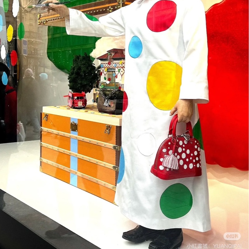 Lv X草間彌生 紅色點點貝殼包-6