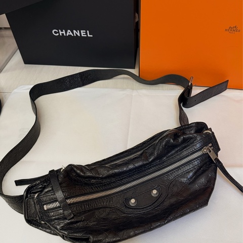 balenciaga 腰包