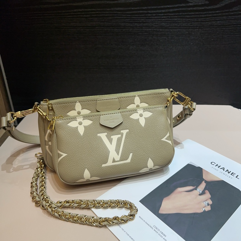 LV 卡其綠金釦二合一麻將包-0