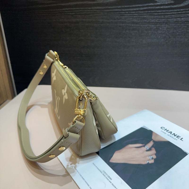 LV 卡其綠金釦二合一麻將包-3