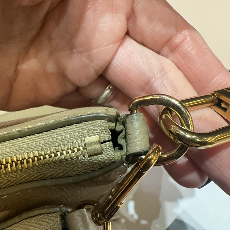 LV 卡其綠金釦二合一麻將包-8