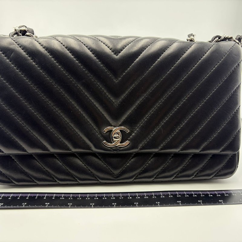 香奈兒 Classic Flap V 紋經典口蓋包-0