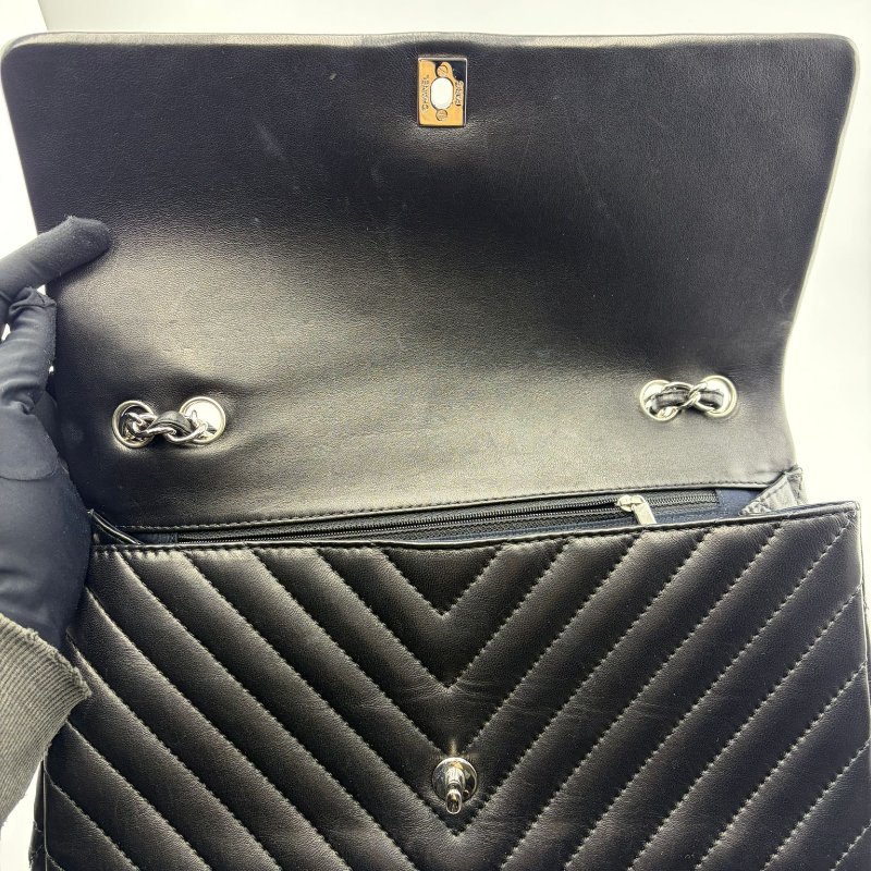 香奈兒 Classic Flap V 紋經典口蓋包-2