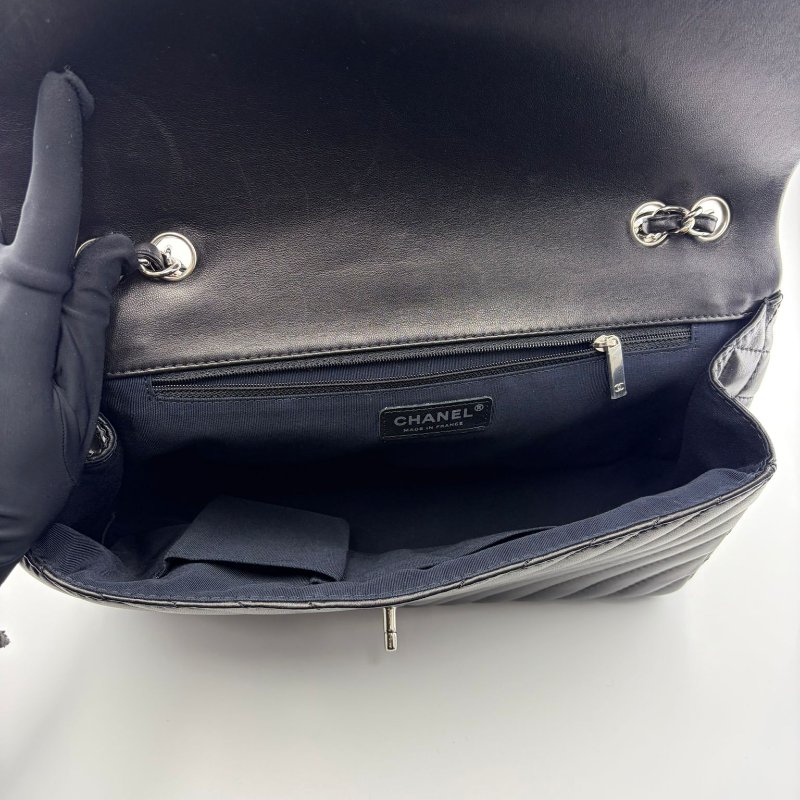 香奈兒 Classic Flap V 紋經典口蓋包-15