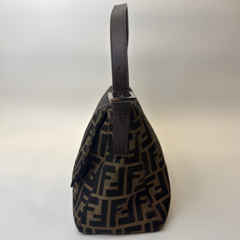 FENDI老花銀扣單肩包-10