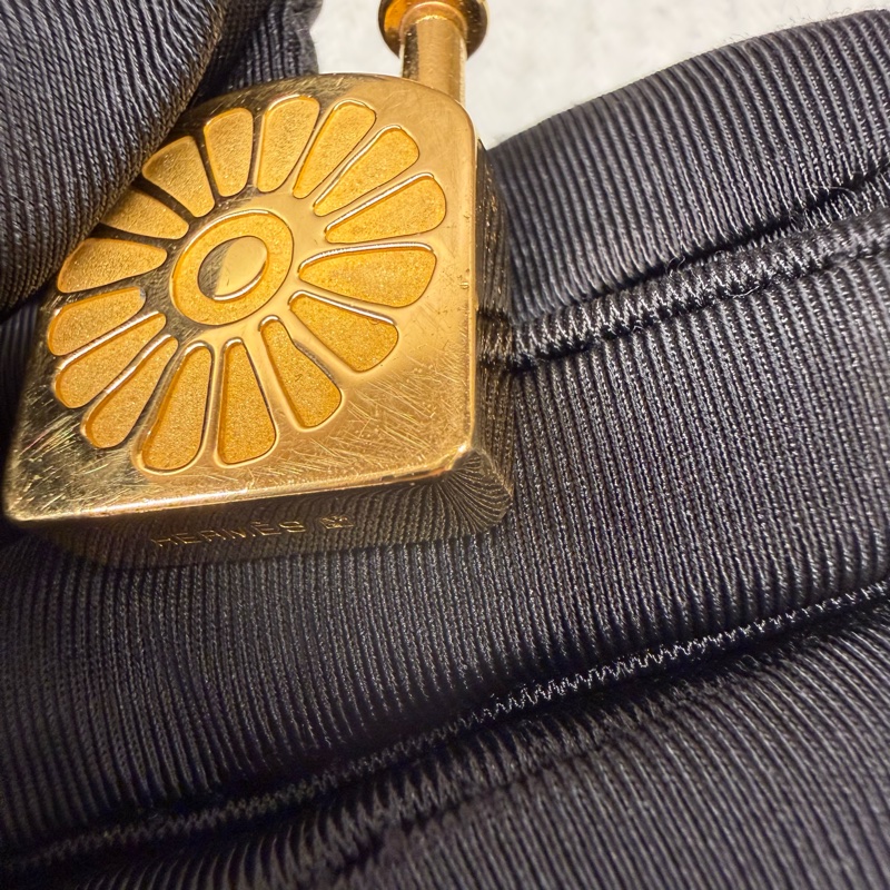 Hermes 限量向日葵鎖具吊飾-9