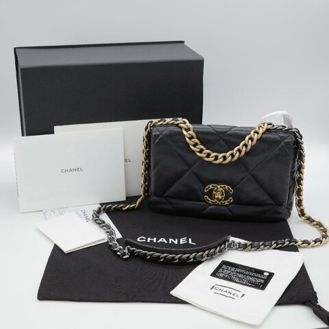 Chanel 香奈兒 19 菱格紋 黑色 小羊皮 口蓋包 雙色鍊條 肩背包