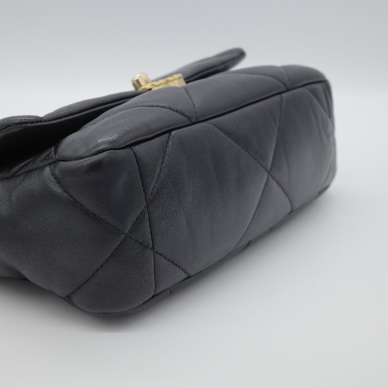 Chanel 香奈兒 19 菱格紋 黑色 小羊皮 口蓋包 雙色鍊條 肩背包-11