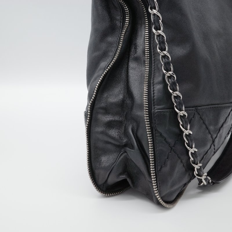 Chanel香奈兒 菱格紋縫線  黑色牛皮 可擴展拉鍊 托特包 肩背包-9