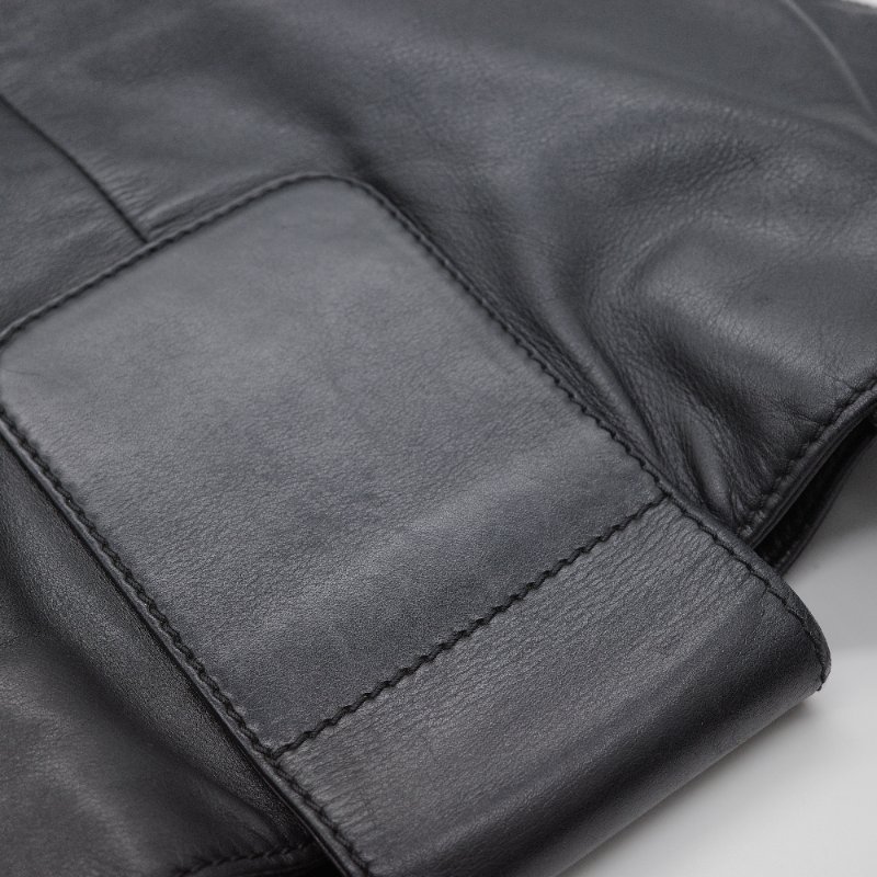 Chanel香奈兒 菱格紋縫線  黑色牛皮 可擴展拉鍊 托特包 肩背包-21