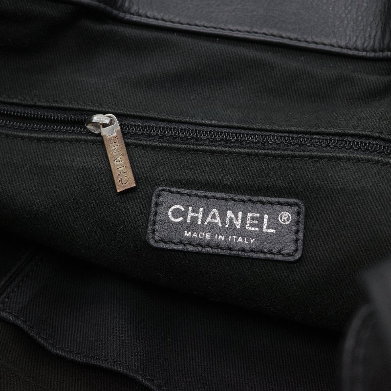 Chanel香奈兒 菱格紋縫線  黑色牛皮 可擴展拉鍊 托特包 肩背包-25