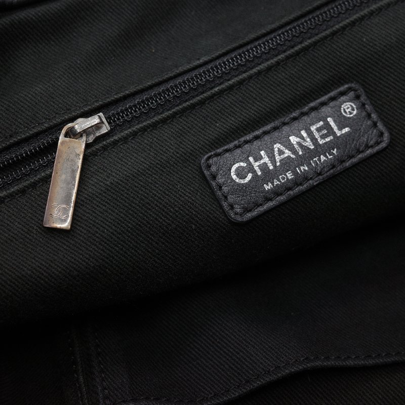 Chanel香奈兒 菱格紋縫線  黑色牛皮 可擴展拉鍊 托特包 肩背包-26