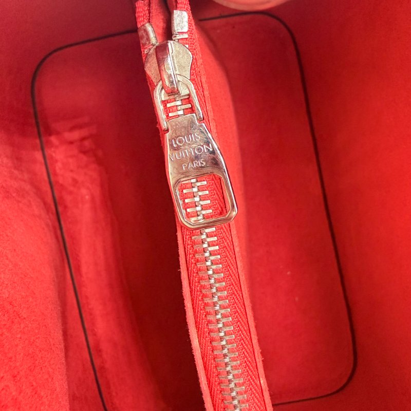 Louis Vuitton - 深藍色拼紅色EPI NéoNoé水桶包╻ MM-15