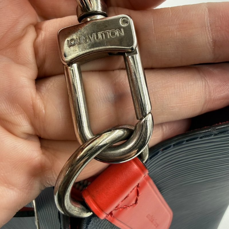 Louis Vuitton - 深藍色拼紅色EPI NéoNoé水桶包╻ MM-20