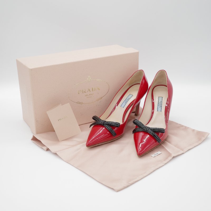 Prada普拉達 經典紅色 漆皮尖頭 高跟鞋-0