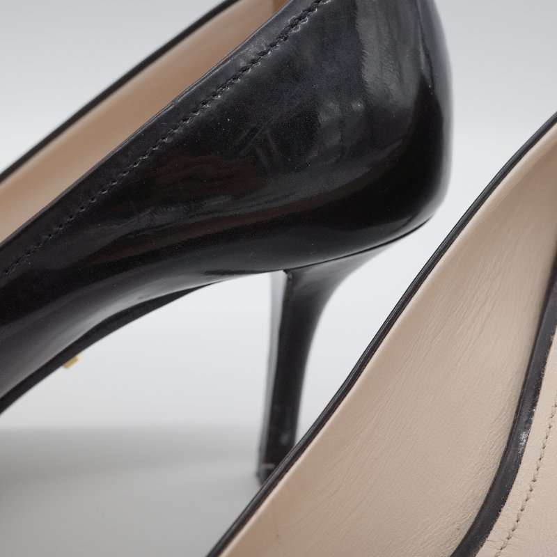 Prada 普拉達 蝴蝶結 黑色 漆皮尖頭高跟鞋-13