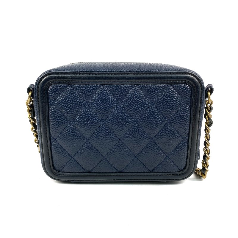 △ Chanel 香奈兒 Navy Caviar Skin Gold Tone Metal Filigree Mini Chain Vanity Case No.26 深藍色粒紋小牛皮金色金鎖鏈化妝箱No.26 - 267001936-2