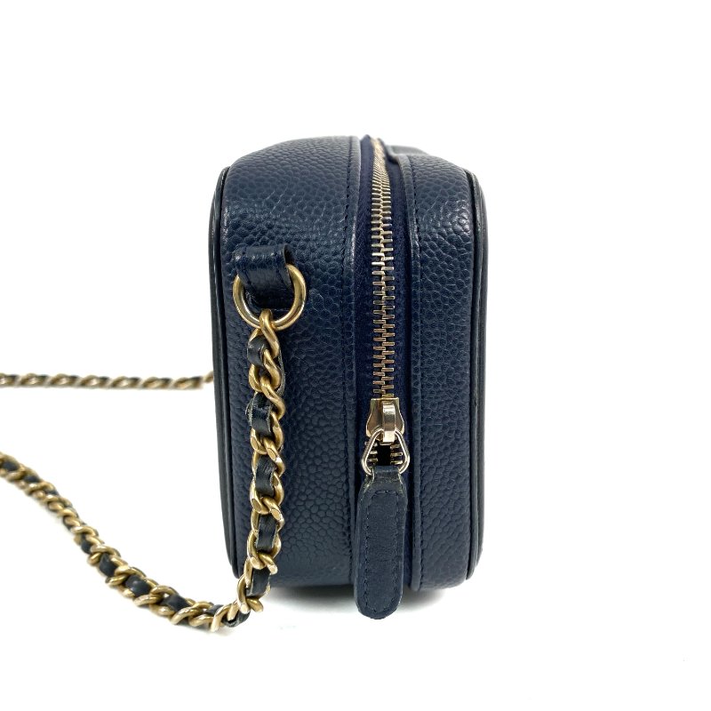 △ Chanel 香奈兒 Navy Caviar Skin Gold Tone Metal Filigree Mini Chain Vanity Case No.26 深藍色粒紋小牛皮金色金鎖鏈化妝箱No.26 - 267001936-4