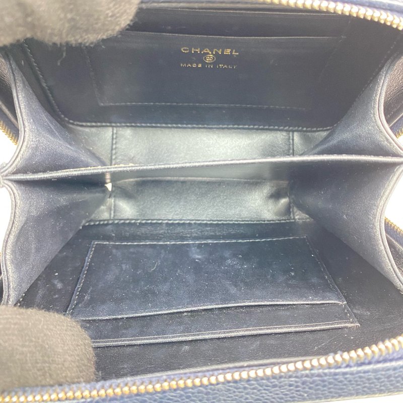 △ Chanel 香奈兒 Navy Caviar Skin Gold Tone Metal Filigree Mini Chain Vanity Case No.26 深藍色粒紋小牛皮金色金鎖鏈化妝箱No.26 - 267001936-14